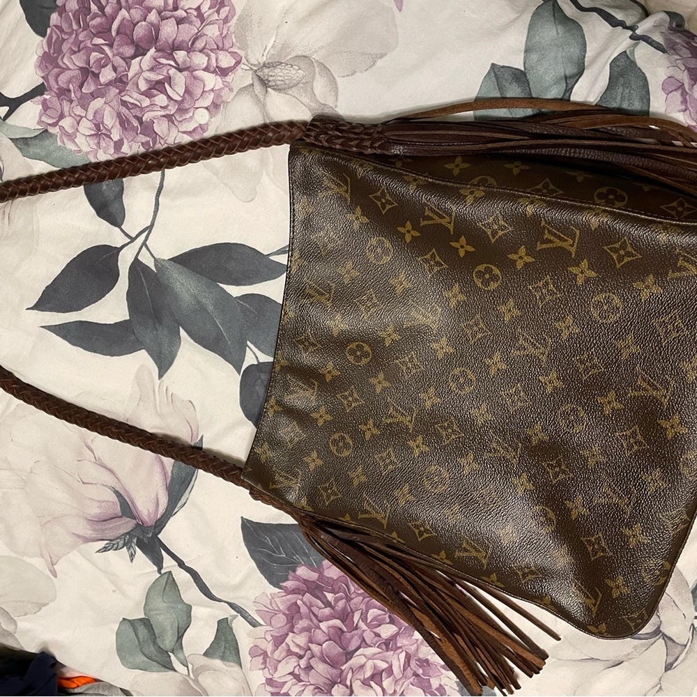 Vintage Boho Bags Louis Vuitton Fringe Shoulder Bag - Picture 7 of 7